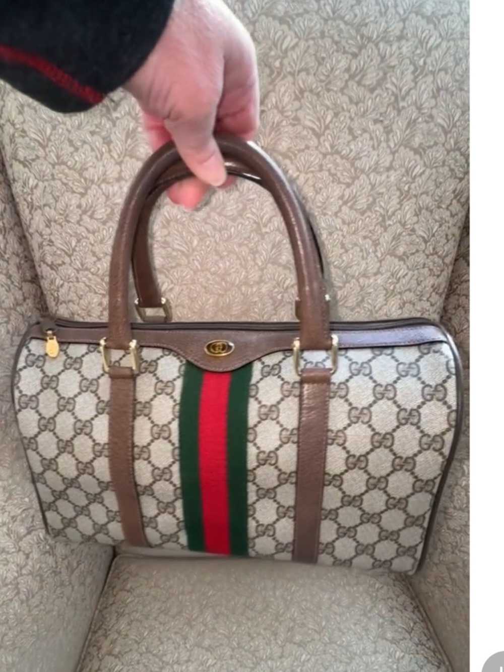 GUCCI GG Supreme Boston Bag